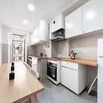 Riverfront Elegance 41br Spacious Retreat *