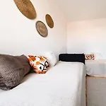 Riverfront Elegance 41br Spacious Retreat Lissabon