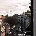 Apartamento Riverfront Elegance 41br Spacious Retreat