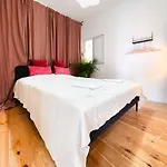 Riverfront Elegance 41br Spacious Retreat Apartment *