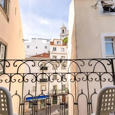 Riverfront Elegance 41br Spacious Retreat Lizbona