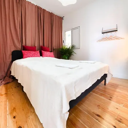 Riverfront Elegance 41br Spacious Retreat * Lizbona