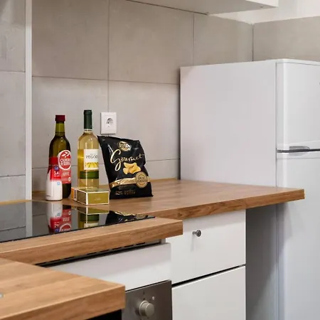 Riverfront Elegance 41Br Spacious Retreat Appartement Lissabon