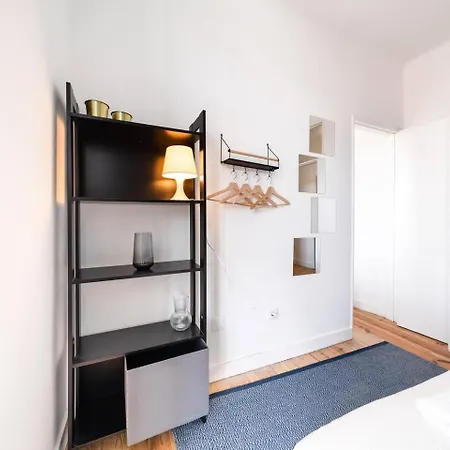 Apartmán Riverfront Elegance 41br Spacious Retreat