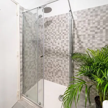 Διαμέρισμα Riverfront Elegance 41br Spacious Retreat *