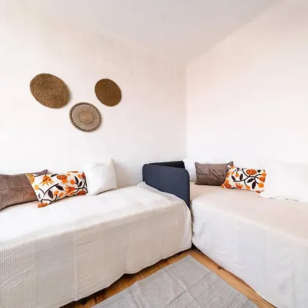 Riverfront Elegance 41br Spacious Retreat * Лиссабон