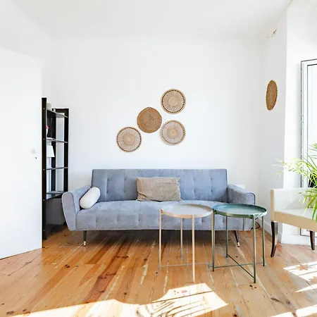 Riverfront Elegance 41br Spacious Retreat Lizbona