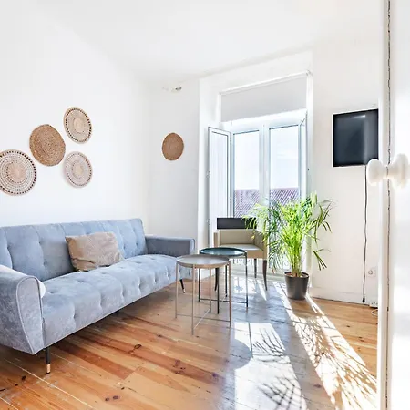 Riverfront Elegance 41br Spacious Retreat * Лиссабон