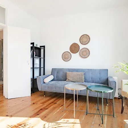 Riverfront Elegance 41br Spacious Retreat Lizbona