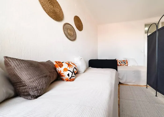 Riverfront Elegance 41br Spacious Retreat Lisboa