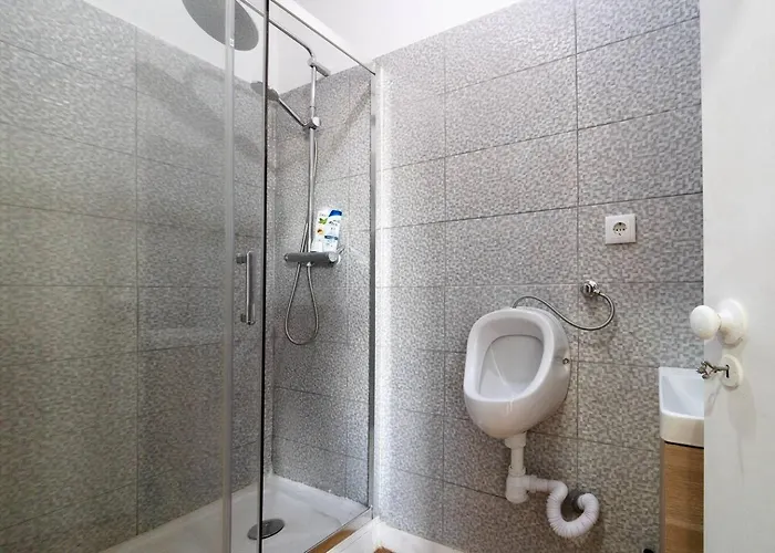 Riverfront Elegance 41br Spacious Retreat شقة Lisboa